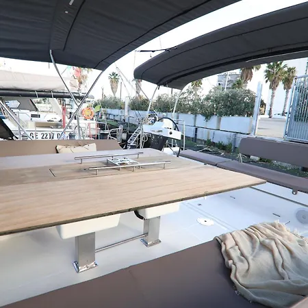 Hotel na wodzie Dormire In Barca A Vela Palermo