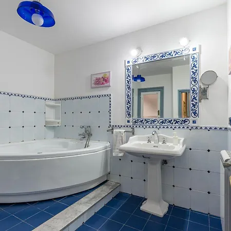 Vendégház Vicere' Maqueda