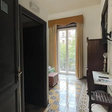 Teatro Del Sole Cavour Guest house *
