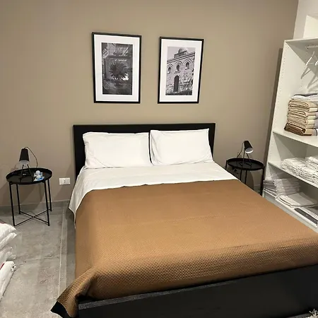 King's House Apartment *