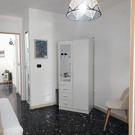 Apartment Casa La La Landi