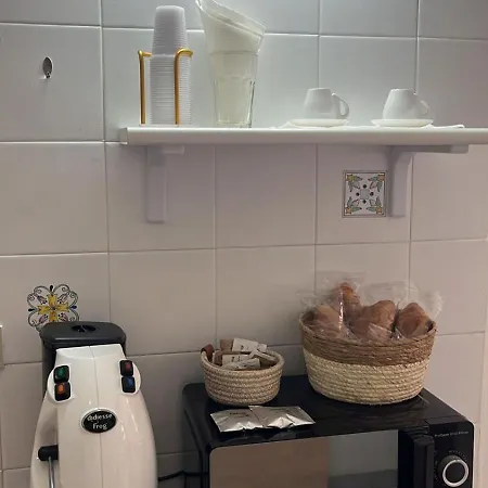 Casa Dei Nonni Di Yuri Bed & Breakfast *