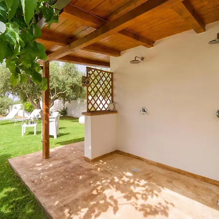 Pet Friendly In With Kitchen Palermo