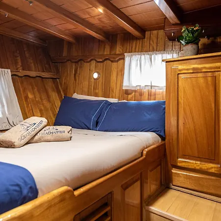 Bed and breakfast Sicily Sea Charter Caicco Hande Capo Galera Palermo