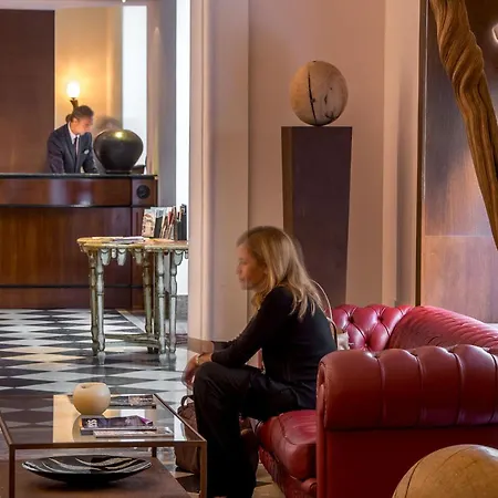 Federico Ii Central Palace 호텔 4*