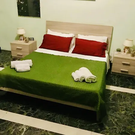 Maya's Close To Ballaro Market And Station *