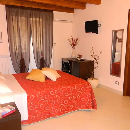 Oreto Centro Bed & Breakfast