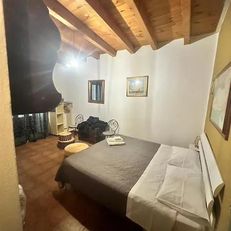 Cassari
