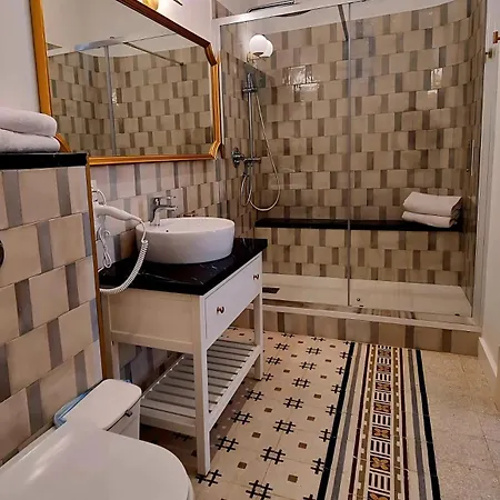 Maisonnouveau *