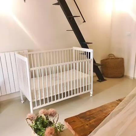 Exquiste With Outdoor Spaces Appartement