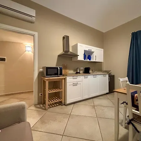 Balcony & Terrace Near Attractions * Palermo