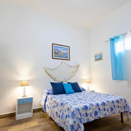 Appartamento Lovely In Palermo-sferracavallo Palermo