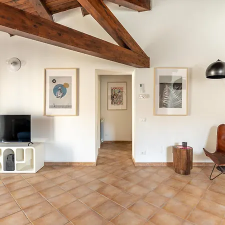 Apartment Casa Sant'agata Con Terrazza By Wonderful Italy