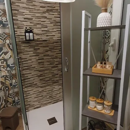 Teama House - In Centro - Politeama Apartment *