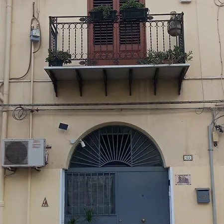 Appartamento Principe Di Palagonia Palermo