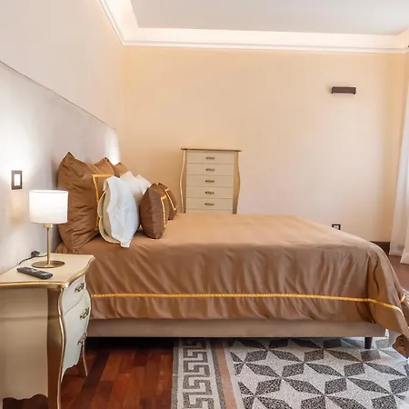 Alliata Di Pietratagliata Hotel Palermo