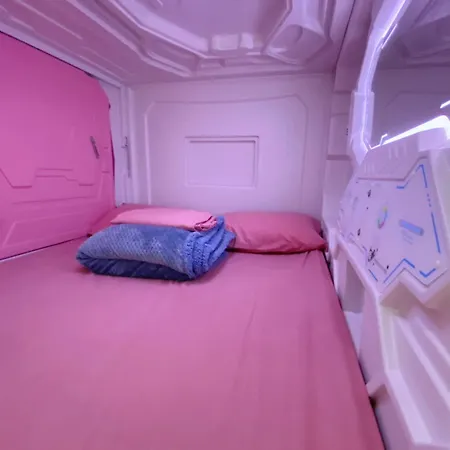 Mermaid Space Capsule * 巴勒莫