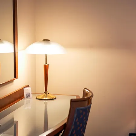 Hotel Massimo Plaza 4*