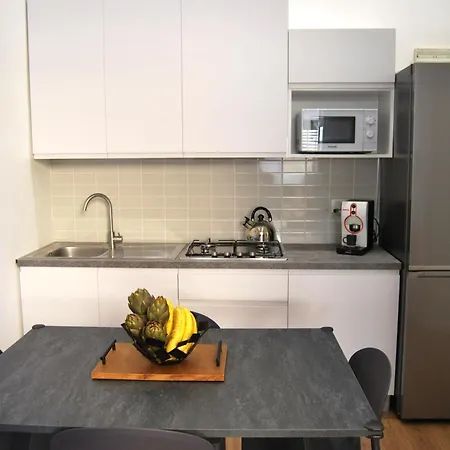 Apartment Rosato 1 - Moderno E Confortevole Con Spazio Esterno Tra Mondello E Il Centro Storico Palermo