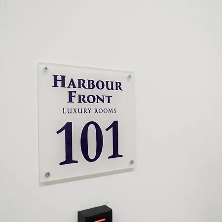 Bed and breakfast Harbour Front - Luxury