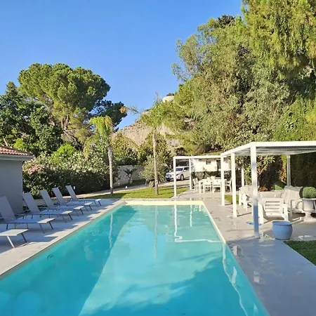 Nika Villa Palerme