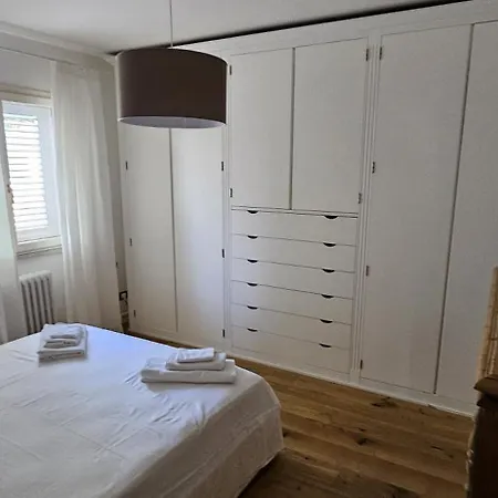 Nika Villa *