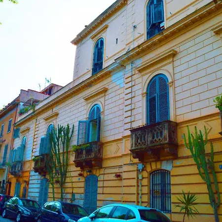 Holiday home Malfitano House *