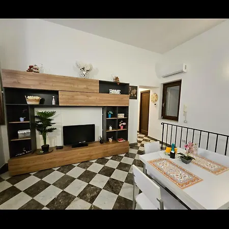 La Rosa Bianca Della Vucciria Holiday home Palermo