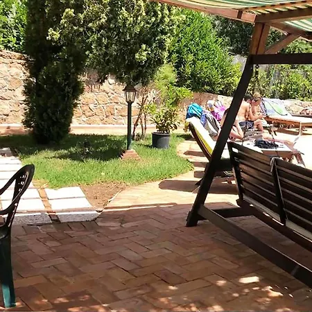 Small Paradise منزل للإقامة