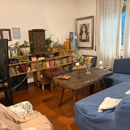 Penelope Alloggio in famiglia Palermo