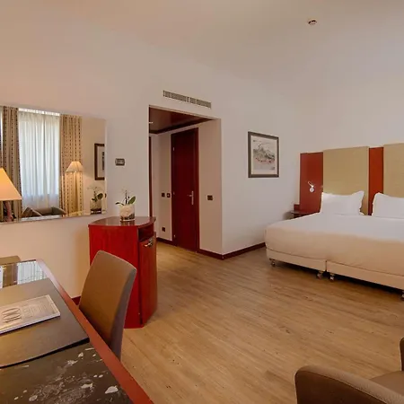 Nh Hotell Palermo