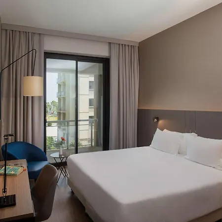Nh Hotell