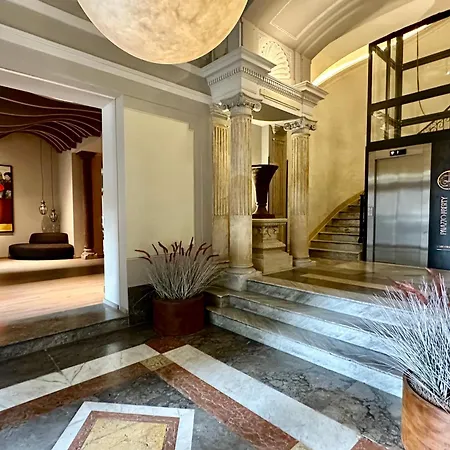 ホテル Palazzo Liberty Unique By Geocharme 4*