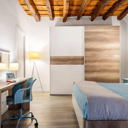Sweet Apartment *