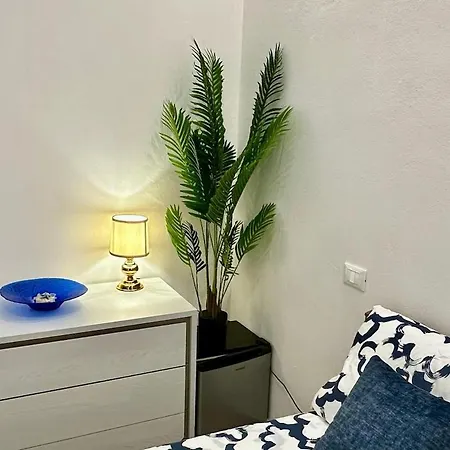 Апартаменты Pippo's Home, Moderno, Accogliente E Con Spazio Esterno Privato Vicino Tra Mondello E Il Centro Storico Di Палермо