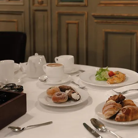 Grand Et Des Palmes Hotel