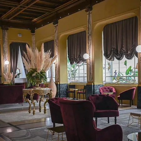 Hotel Grand Et Des Palmes