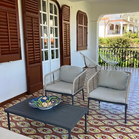 Villa Crilulu Al Mare