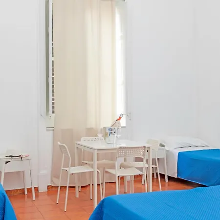 Хостел A Casa Di Amici *