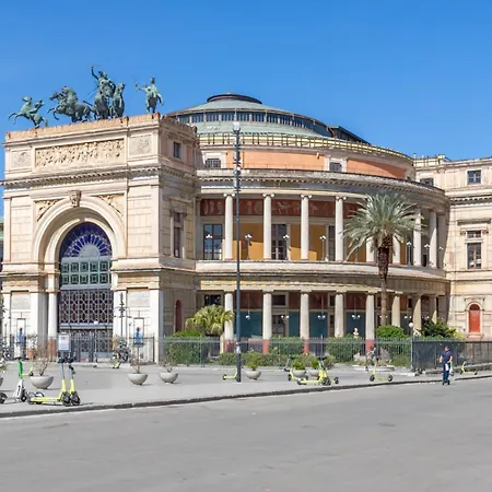 A Casa Di Amici Хостел