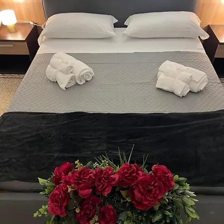 Vendégház La Zagara Di Alba