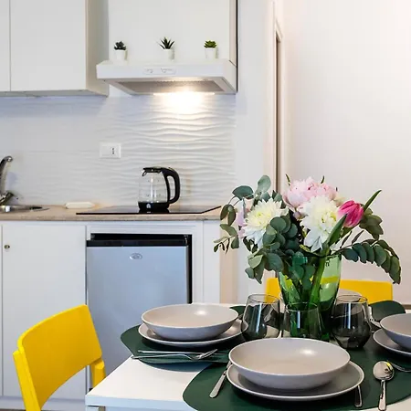 Bed & Breakfast Villafranca Settantuno *