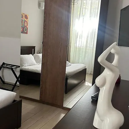 Villafranca Settantuno Bed & Breakfast *
