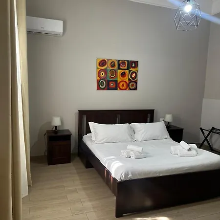 Bed & Breakfast Villafranca Settantuno *