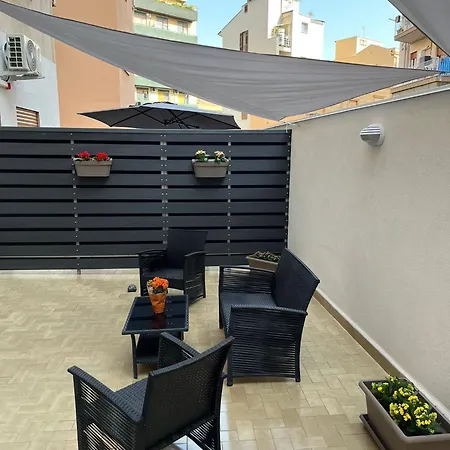 Bed & Breakfast Flower Palermo