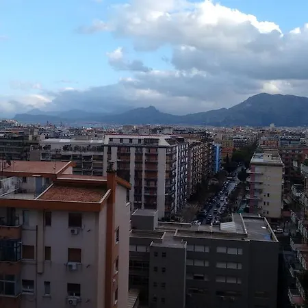 Alba Sui Tetti Bed & Breakfast Palermo