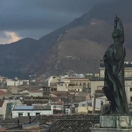 Da Cristina Palazzo Atanasio Παλέρμο