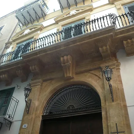 Palazzo Nuccio * Palermo