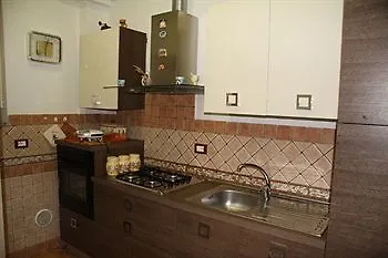 아파트 A Casa Di Anna