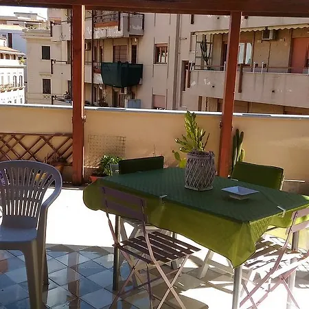Le Terrazze Di Marilyn Appartement *